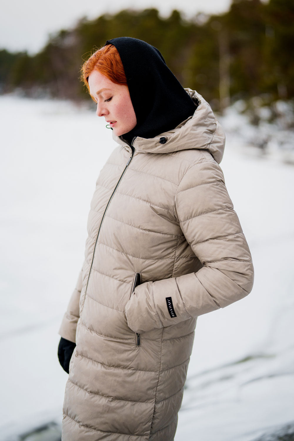 Hanne Lätt Dunjacka - Joutsen Sweden - 